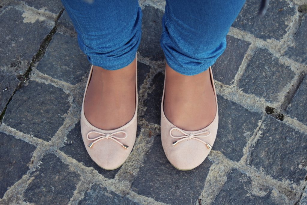 Cateva modalitati de a purta balerini