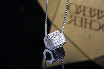 Lantisor argint 925 pandantiv cub profil