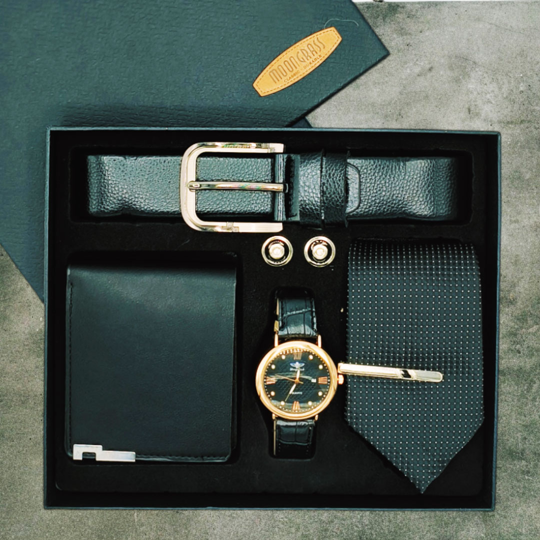 Set-barbatesc-portofel-negru,-ceas,-cravata,-curea-si-butoni-eleganti