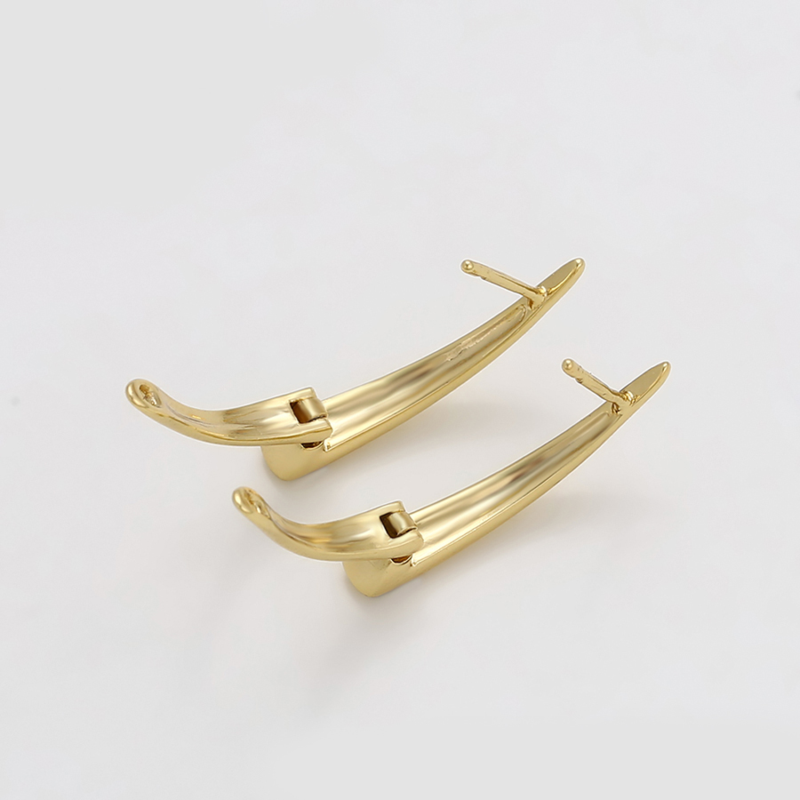 Cercei moderni placati aur stil si eleganta sus